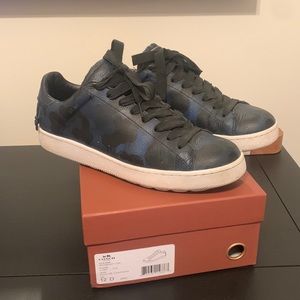 Coach wildbeast c101